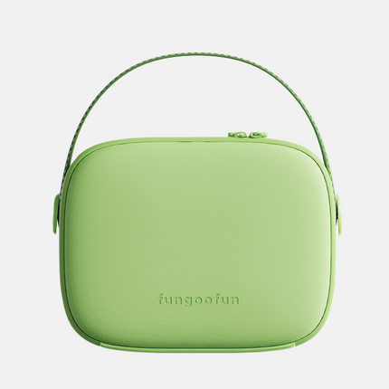 Cosmetic bag with mirror