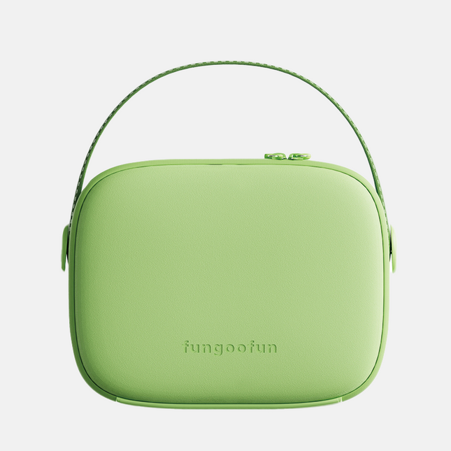 Cosmetic bag with mirror